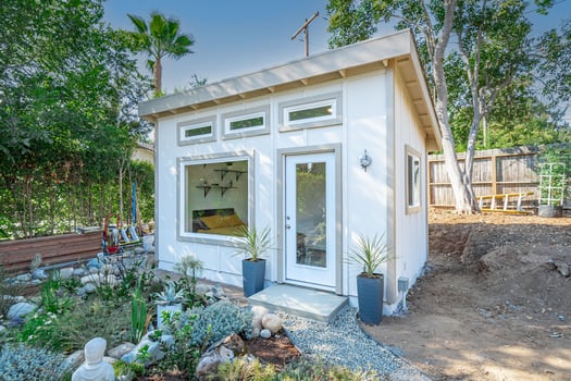 Tiny home situated near garden